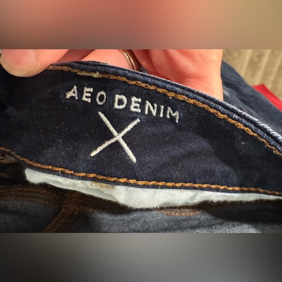 American Eagle Super Low Jeggings Blue Jeans Denim Women Size 4  Distressed - Picture 11 of 14